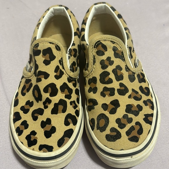 Cheetah print Vans. Little girls size 12. Almost new   Worn a handful of times. - Picture 1 of 4